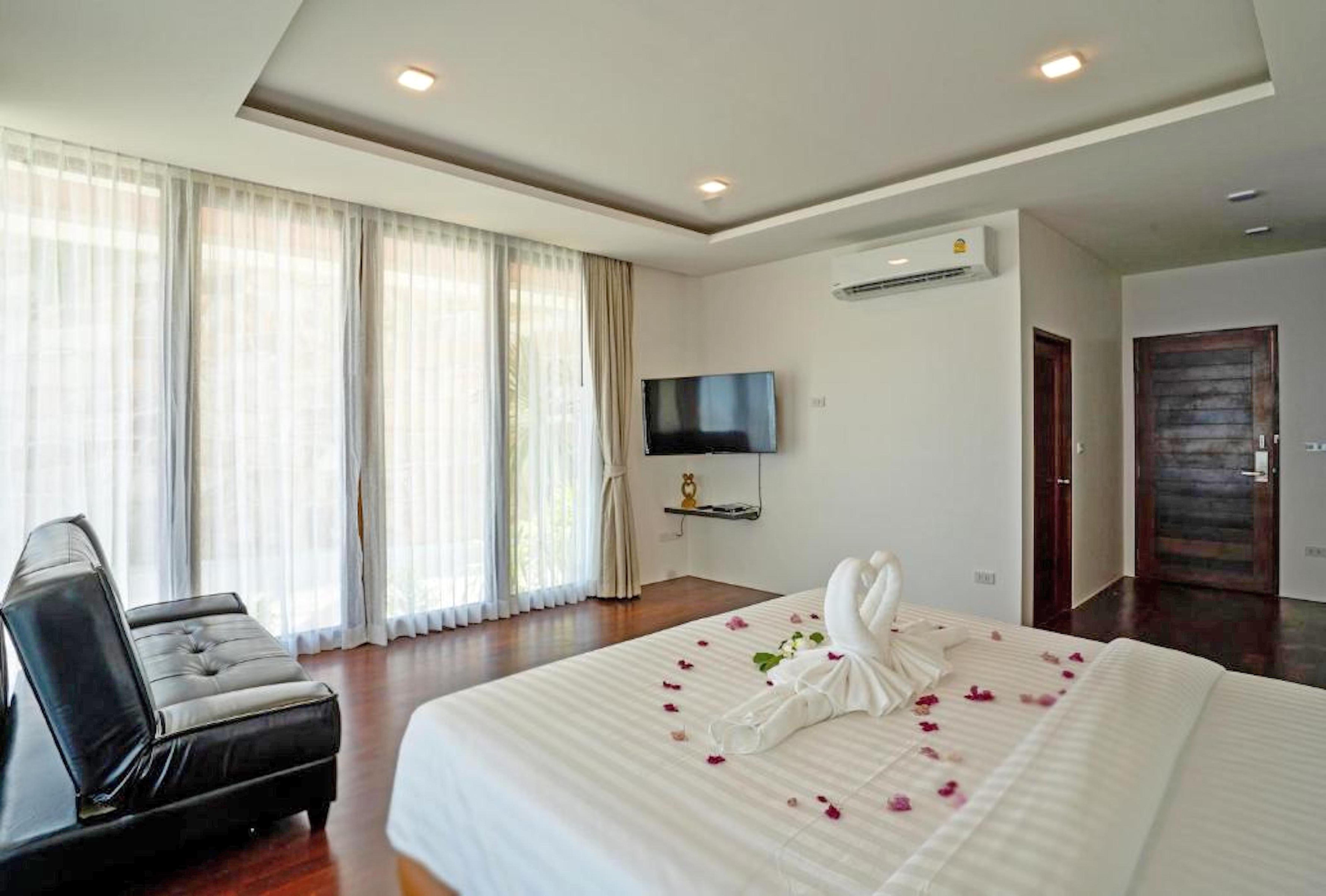 Phi Phi Mountain Beach Resort Sha Certified Экстерьер фото