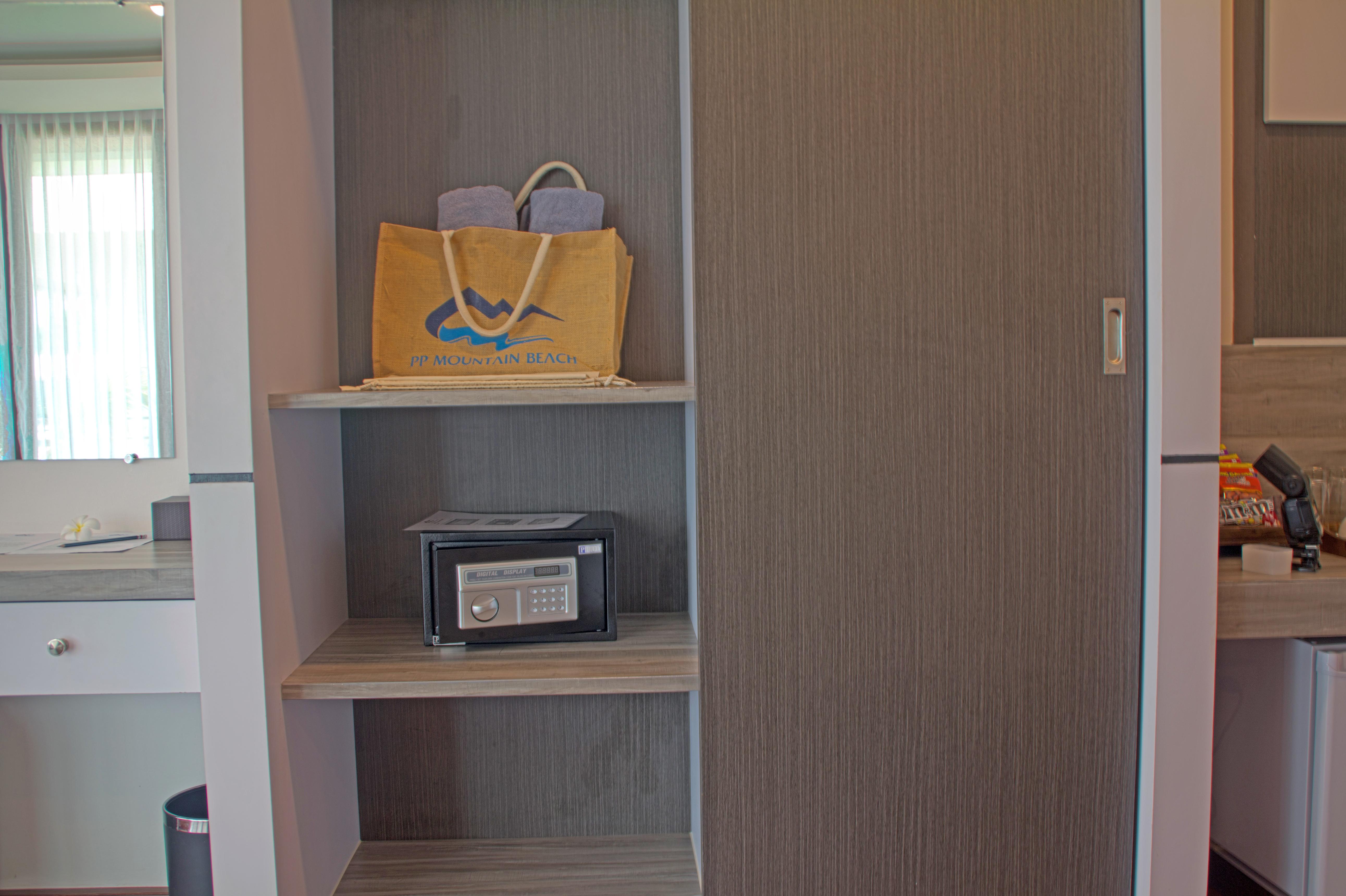Phi Phi Mountain Beach Resort Sha Certified Экстерьер фото